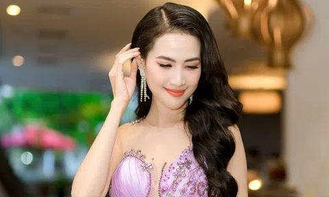Hoa hậu Phan Thị Mơ tiết lộ nỗi vất vả sau ánh hào quang