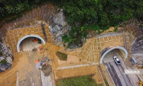 Gấp rút thi công hầm xuyên núi lớn nhất Quảng Ninh