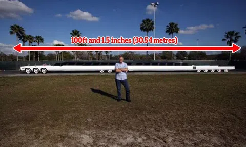 Xe limo dài nhất thế giới được phục chế, phá kỷ lục Guinness