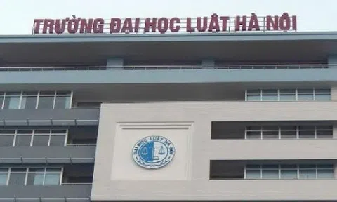 Bộ Nội vụ nói về vụ Trưởng khoa tại Đại học Luật Hà Nội bị "tố" cưỡng dâm cô gái trẻ