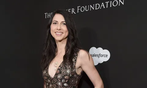 Vấn đề 'đau đầu' của vợ cũ Jeff Bezos: Tài sản tăng nhanh hơn mức có thể cho đi