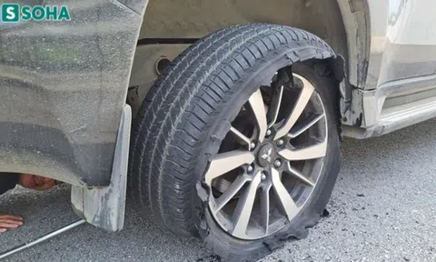 Ứng phó tình huống nổ lốp xe khi đi trên đường cao tốc thế nào để rủi ro thấp nhất?