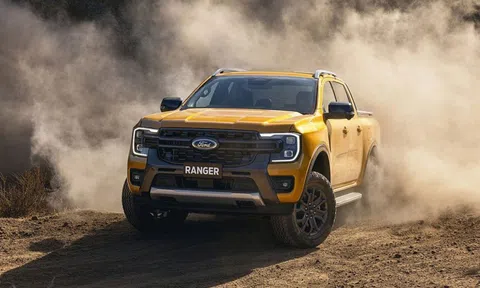 Tới lượt Ford Ranger 2022 từ bỏ hộp số sàn