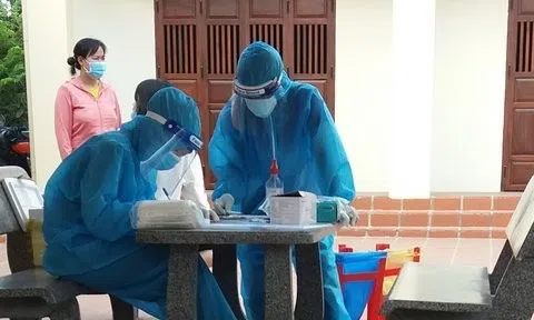 Khánh Hòa: Thêm 323 ca Covid-19, hoạt động vận tải trở lại bình thường