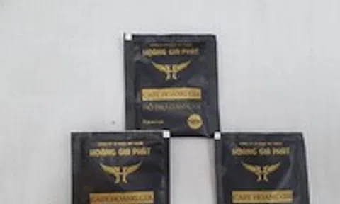 Hôn mê, tổn thương não vì uống cà phê giảm cân