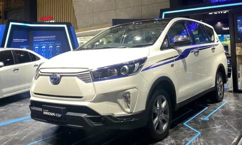 Lộ diện Toyota Innova phiên bản chạy điện