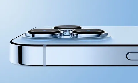 Camera trên iPhone 14 Pro to và dày hơn