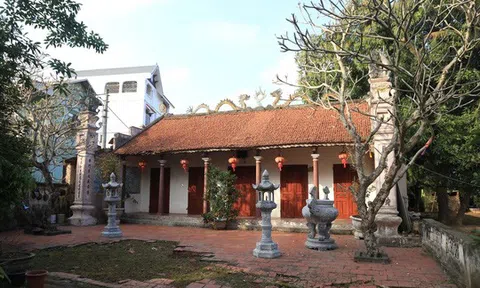 Cụ bà 95 tuổi hoàn thành tâm nguyện hiến chùa cho Giáo hội Phật giáo