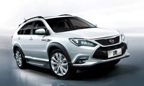 Sau VinFast, thêm một hãng ô tô ‘khai tử’ xe sử dụng động cơ đốt trong