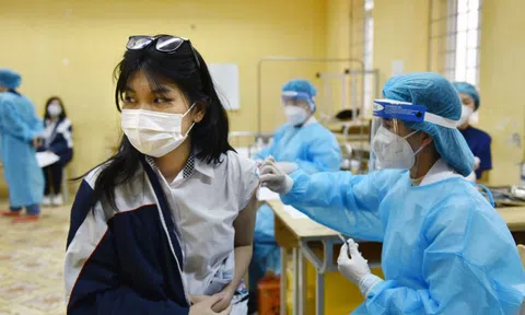 Thủ tướng yêu cầu trong Quý II hoàn thành tiêm vaccine COVID-19 cho trẻ em