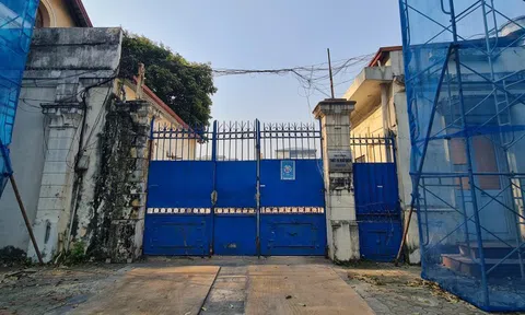 Cận cảnh công trình gần 100 năm trung tâm quận Ba Đình bị phá dỡ xây cao ốc