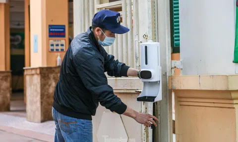 Trường tiểu học ở Hà Nội gấp rút chuẩn bị đón học sinh học trực tiếp