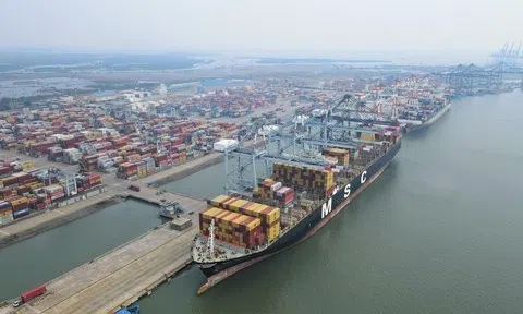 "Siêu" cảng Cái Mép phá vỡ kỷ lục về sản lượng xếp dỡ hàng hóa