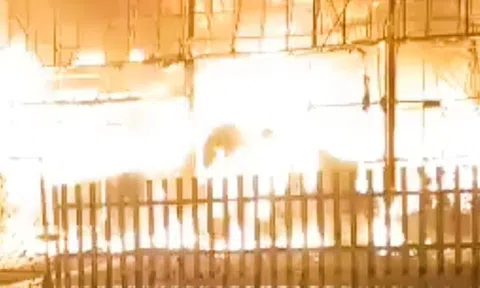 Quán Lala Beer ở Sài Gòn bốc cháy dữ dội, lửa thiêu rụi toàn bộ tài sản