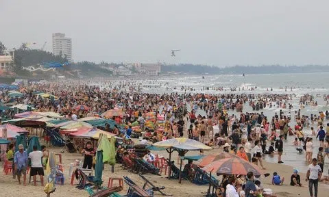 Vũng Tàu đón 92.000 lượt khách du lịch đến vui chơi dịp lễ Giỗ tổ Hùng Vương