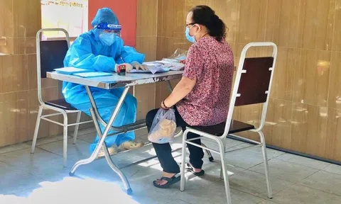 Tp.HCM bàn nhiều giải pháp hỗ trợ, tăng cường nắm bắt tâm tư nguyện vọng của nhân viên y tế