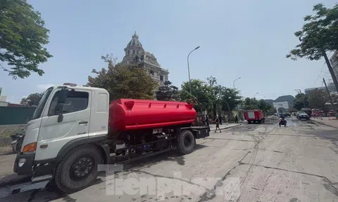 Hiện trường vụ cháy ‘lâu đài’ hàng trăm tỷ ở Quảng Ninh