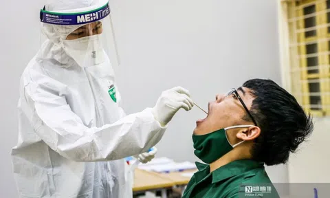 Ngày 12/4, ghi nhận 22.804 ca Covid-19, có 17.375 ca cộng đồng