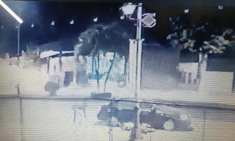 Truy bắt nhóm người đi trên ôtô tông xe máy rồi chém chết nạn nhân