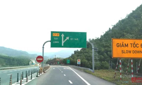 Tuyến đường 11.000 tỷ không trạm thu phí nối Đà Nẵng và Huế thông xe