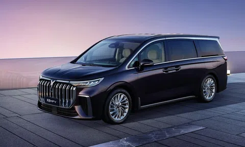 Voyah Dreamer - chiếc minivan chạy điện nhanh nhất thế giới