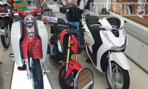 Sức mua giảm, nhiều mẫu xe máy tại Việt Nam vẫn tăng giá bán