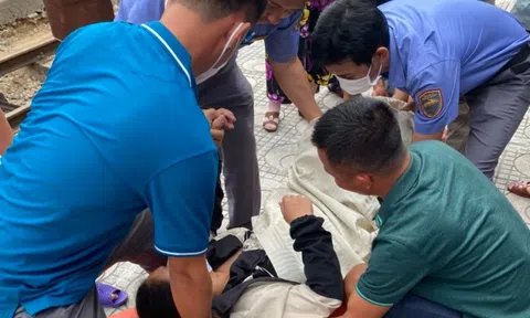 Bé gái được sinh ra trên đoàn tàu hướng ra Bắc