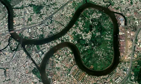 Bán đảo giữa trung tâm TP.HCM có hình hài lạ mắt bị "lãng quên" 30 năm