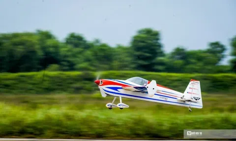 Mãn nhãn hàng trăm “siêu phi cơ” tranh tài