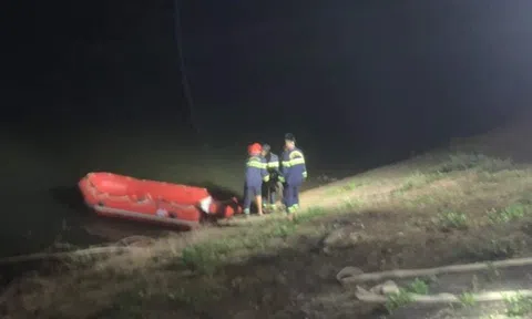 Quảng Trị: Nam sinh lớp 7 đuối nước thương tâm khi tắm hồ cùng nhóm bạn