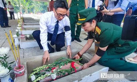 Phó Thủ tướng Vũ Đức Đam dự Lễ truy điệu, an táng 28 liệt sĩ đặc công Rừng Sác