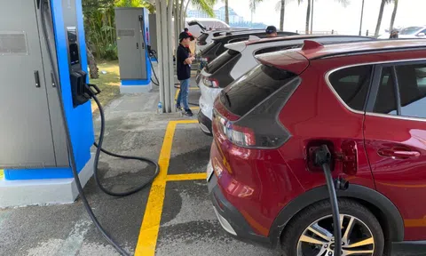 Xe điện hãng khác không được sạc tại trạm của VinFast