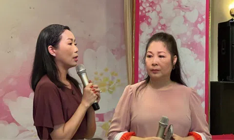 Hồng Vân khóc khi Trịnh Kim Chi hỗ trợ để sân khấu Phú Nhuận không đóng cửa