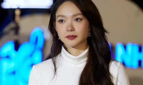 Minh Hằng bật khóc khi nhắc về chồng sắp cưới