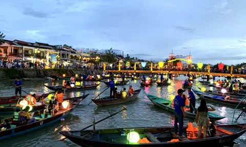 4 tháng, Quảng Nam thu ngân sách hơn 11.800 tỉ