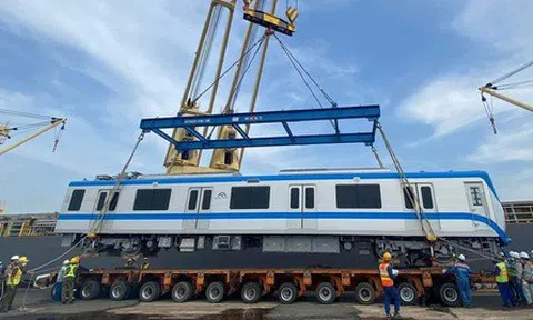 Toàn bộ 17 đoàn tàu Metro số 1 đã có mặt ở TP.HCM