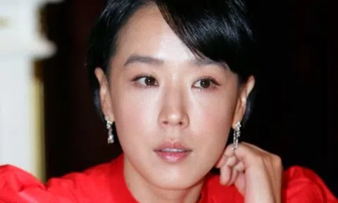 ‘Tượng đài điện ảnh’ Hàn Quốc qua đời sau hai ngày hôn mê