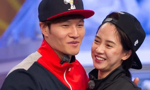 Song Ji Hyo phản ứng khi bị ghép đôi với Kim Jong Kook trong ‘Running Man’