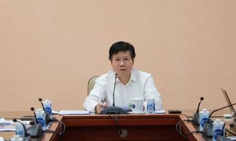 Sáng nay 12-5, nguyên thứ trưởng Bộ Y tế Trương Quốc Cường ra tòa