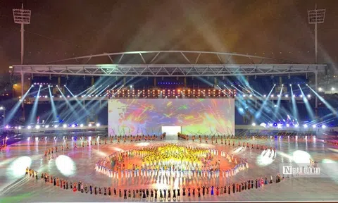 Đại tiệc ánh sáng chào SEA Games 31: Vì một Đông Nam Á mạnh mẽ hơn