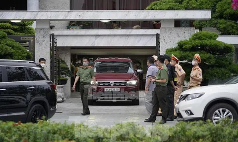 Cận cảnh dàn xe sang bị niêm phong của cựu Chủ tịch Hạ Long