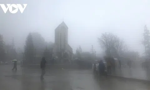 Đón rét nàng Bân giữa tháng 5, Sa Pa rét hại, nhiệt độ chỉ 11,4 độ C