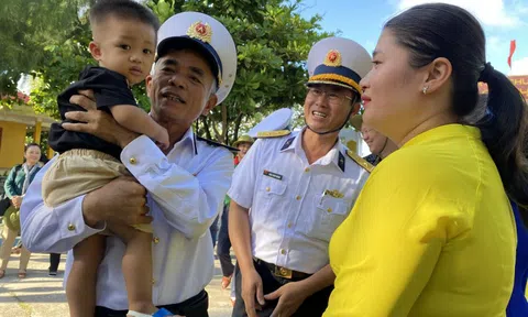 Nhớ mãi khoảnh khắc đẹp ở Trường Sa