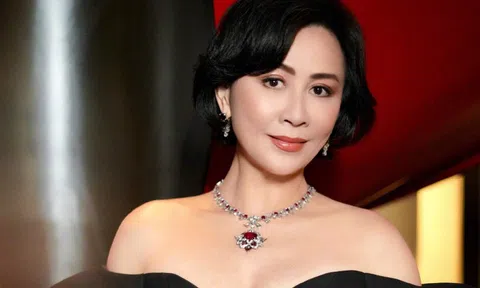 Choáng ngợp trước cuộc sống sang chảnh của Lưu Gia Linh ở tuổi U60