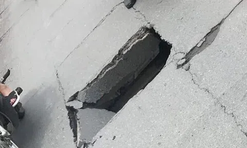 Mặt cầu Long Biên bị thủng: Lãnh đạo công ty quản lý cầu nói gì?