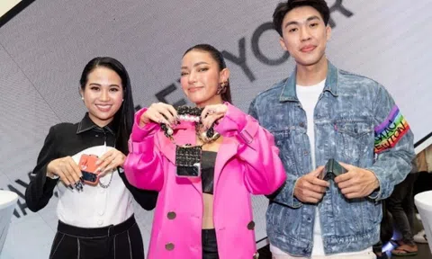 BST Galaxy Z Flip3 5G bản giới hạn từ hai nhà sáng tạo trẻ