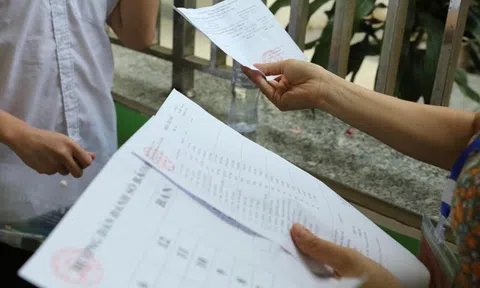 Hà Nội: Thí sinh 82 tuổi lần đầu đăng ký dự thi tốt nghiệp THPT