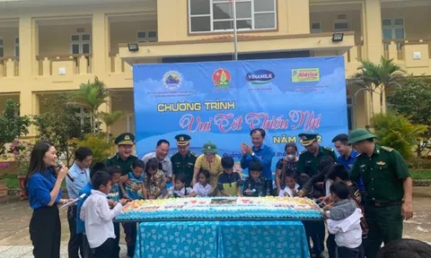 Tết thiếu nhi khó quên của những đứa trẻ miền biên viễn Quảng Trị