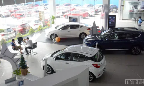 Ngày cuối giảm 50% lệ phí trước bạ, nhiều ô tô ‘nội’ vẫn khan hàng đội giá