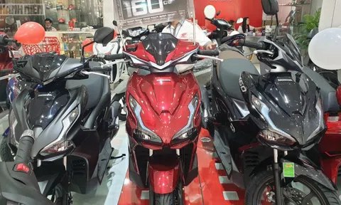 Honda Air Blade 160 về đại lý, giá bán đội lên mức trên 62 triệu đồng
